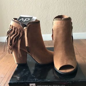 DV by Dolce Vita fringe booties size 6.5 new